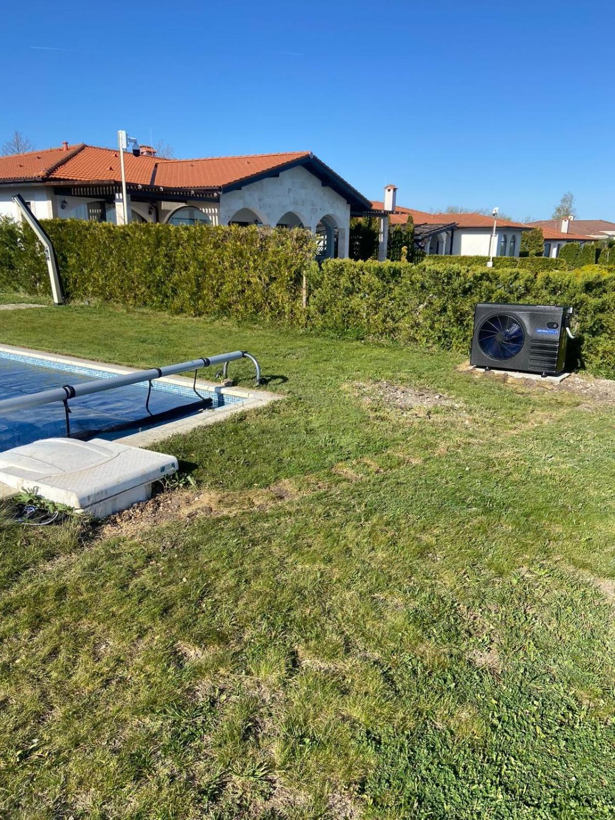 Private Villa 102 With Heated Pool In Blacksearama Baltsjik Eksteriør bilde